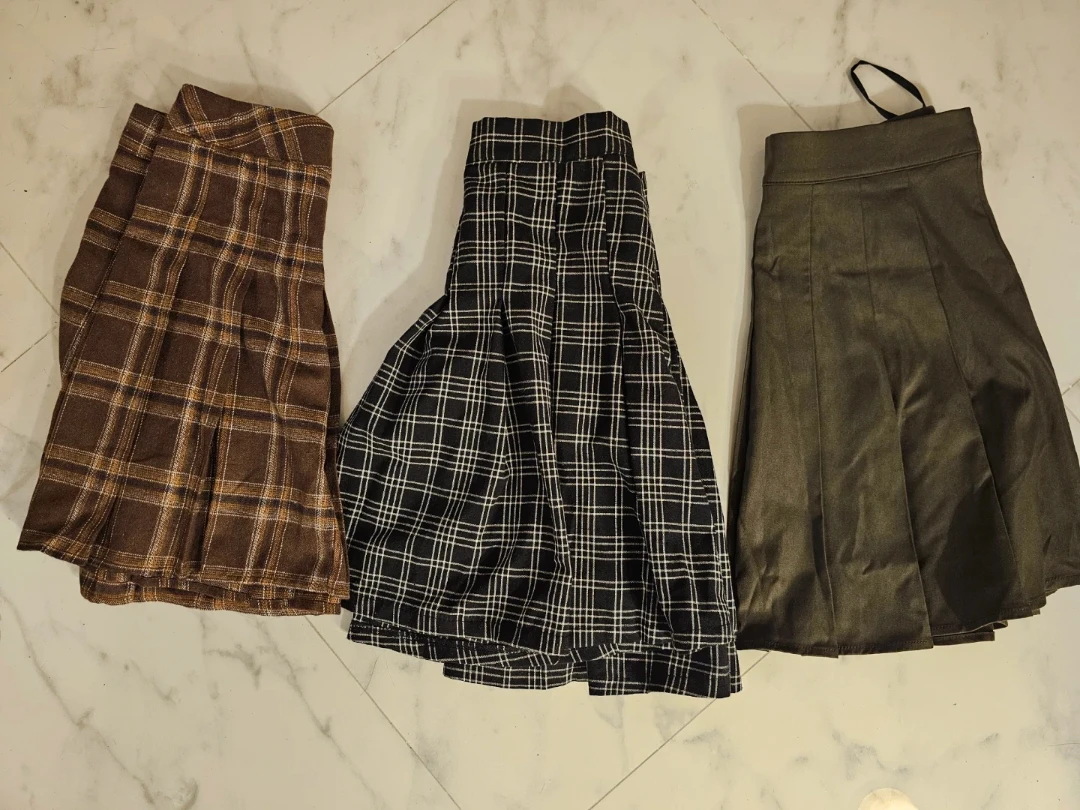 Set of 3 Pleated Skirts