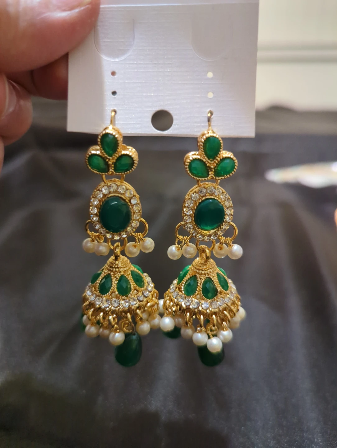 Green and Gold Tone Necklace Set - photo 5