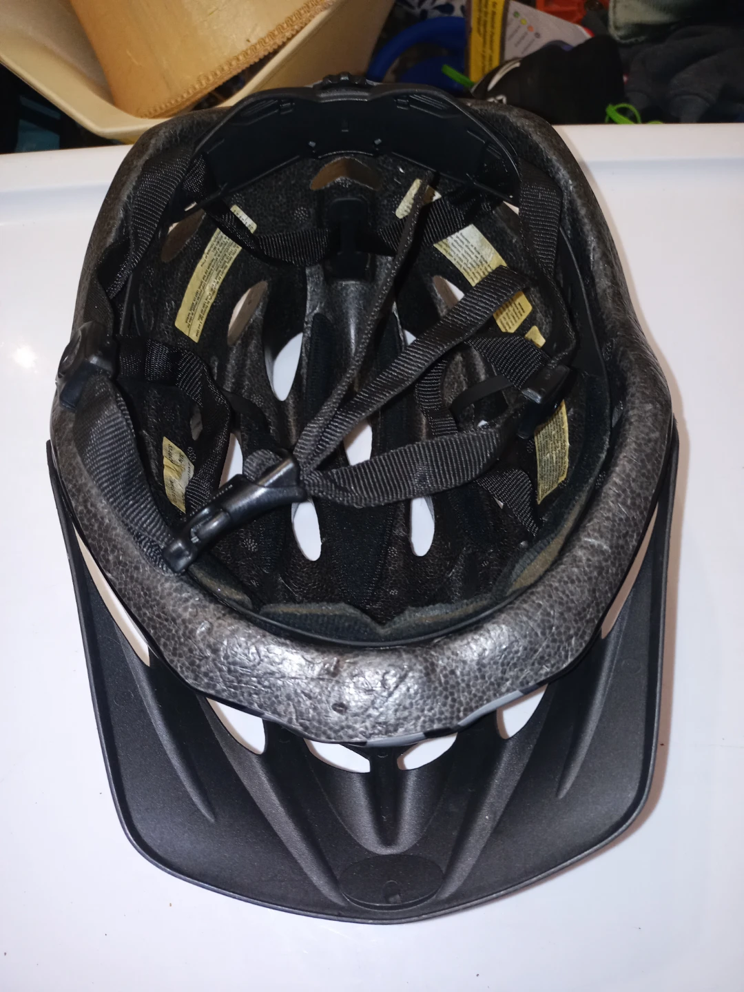 BELL Explorer Adult Bicycle Helmet - Size 53 - 60cm - photo 5