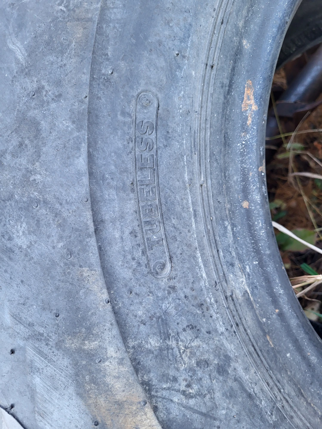 Firestone Super Ground Grip Tire 20.5-25 - photo 4