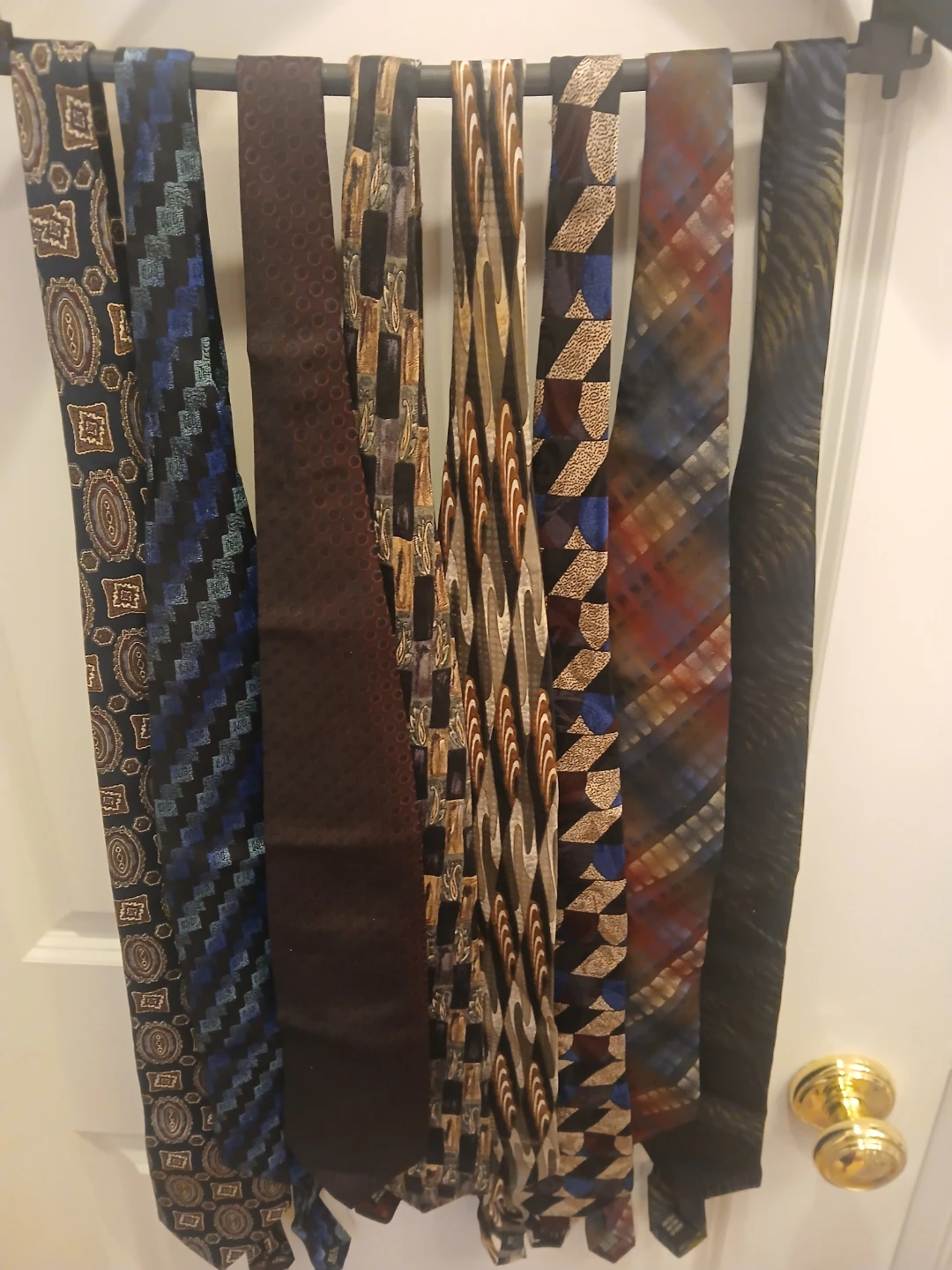 Assorted collection of patterned neckties - photo 5