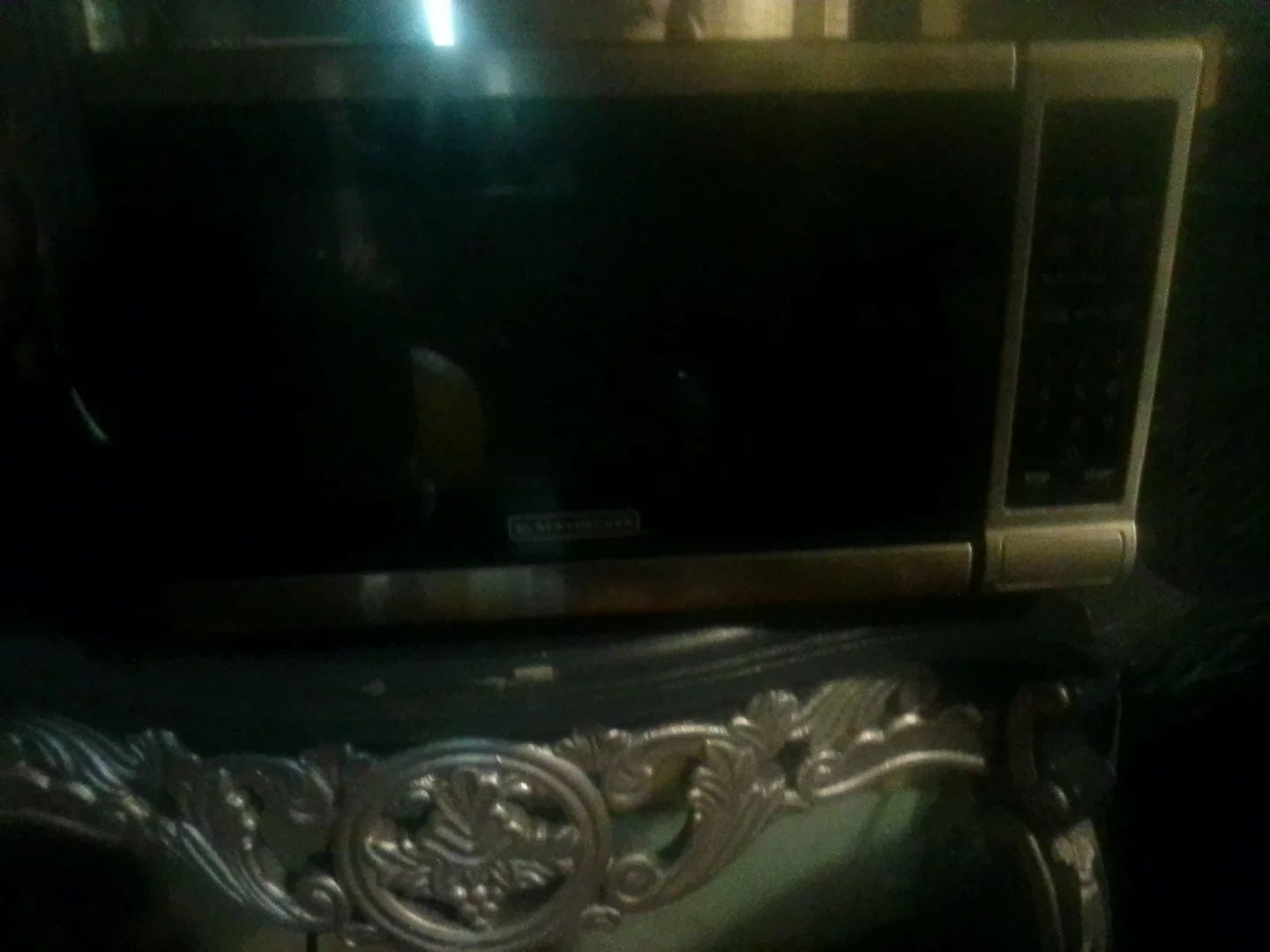 Black+Decker Countertop Microwave - photo 2