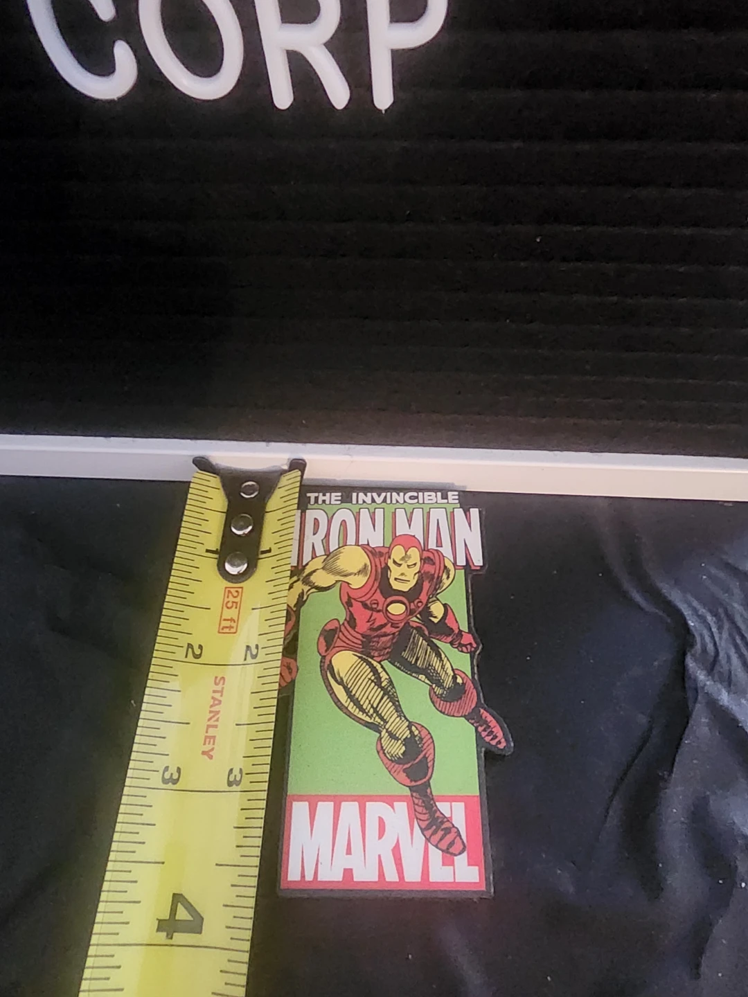 Marvel The Invincible Iron Man Magnet - photo 2