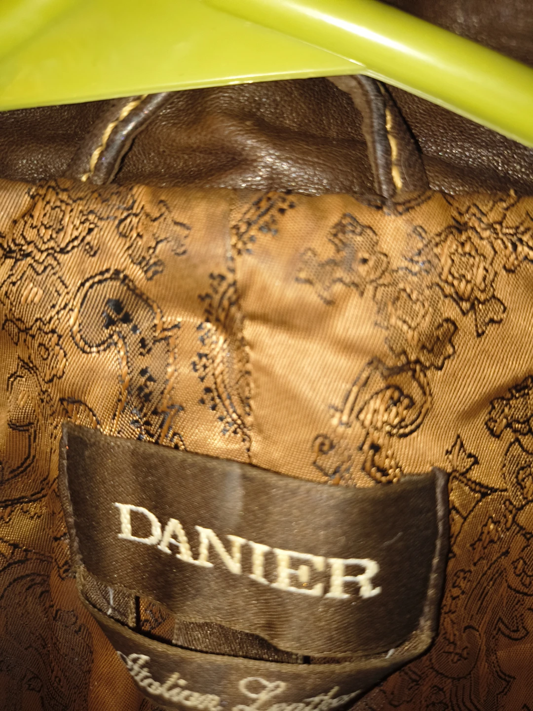 Danier Italian Leather Jacket - photo 3