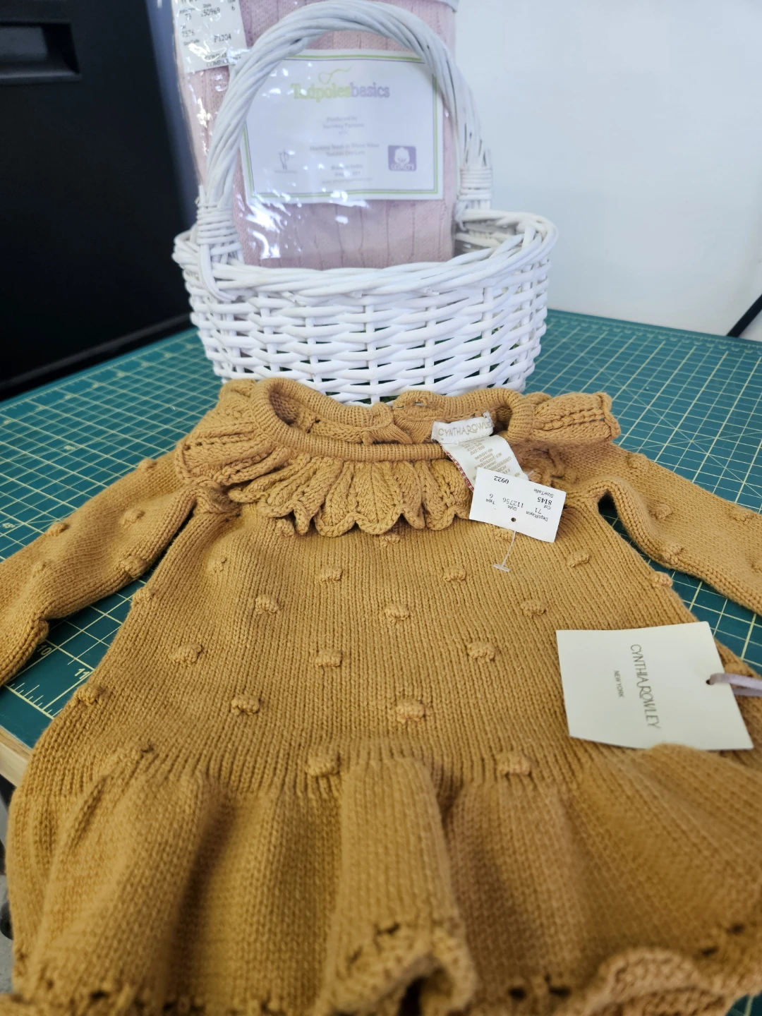 Baby girl dress and accessory gift basket - photo 2