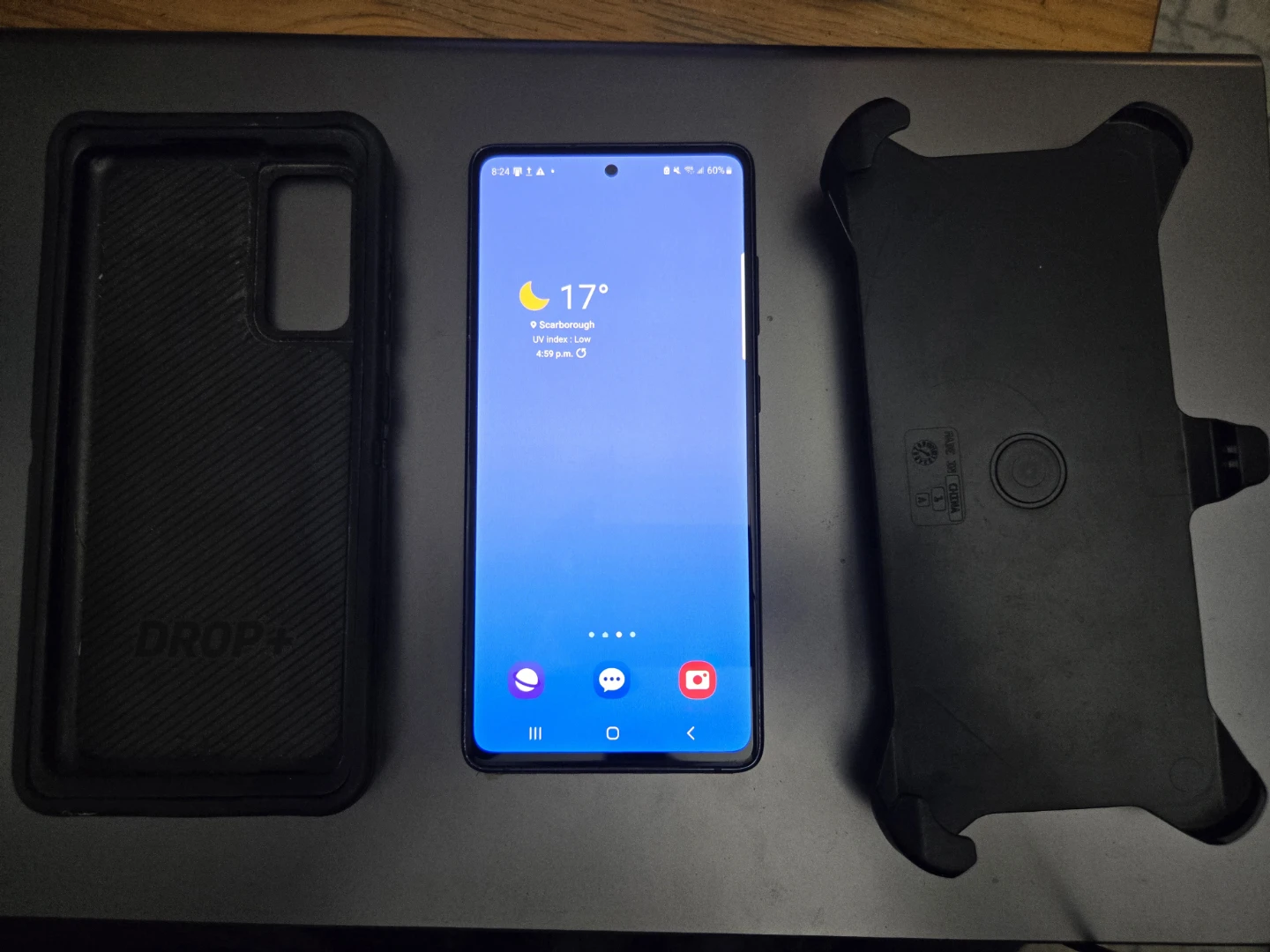 Samsung galaxy S20 fe 5G with otterbox