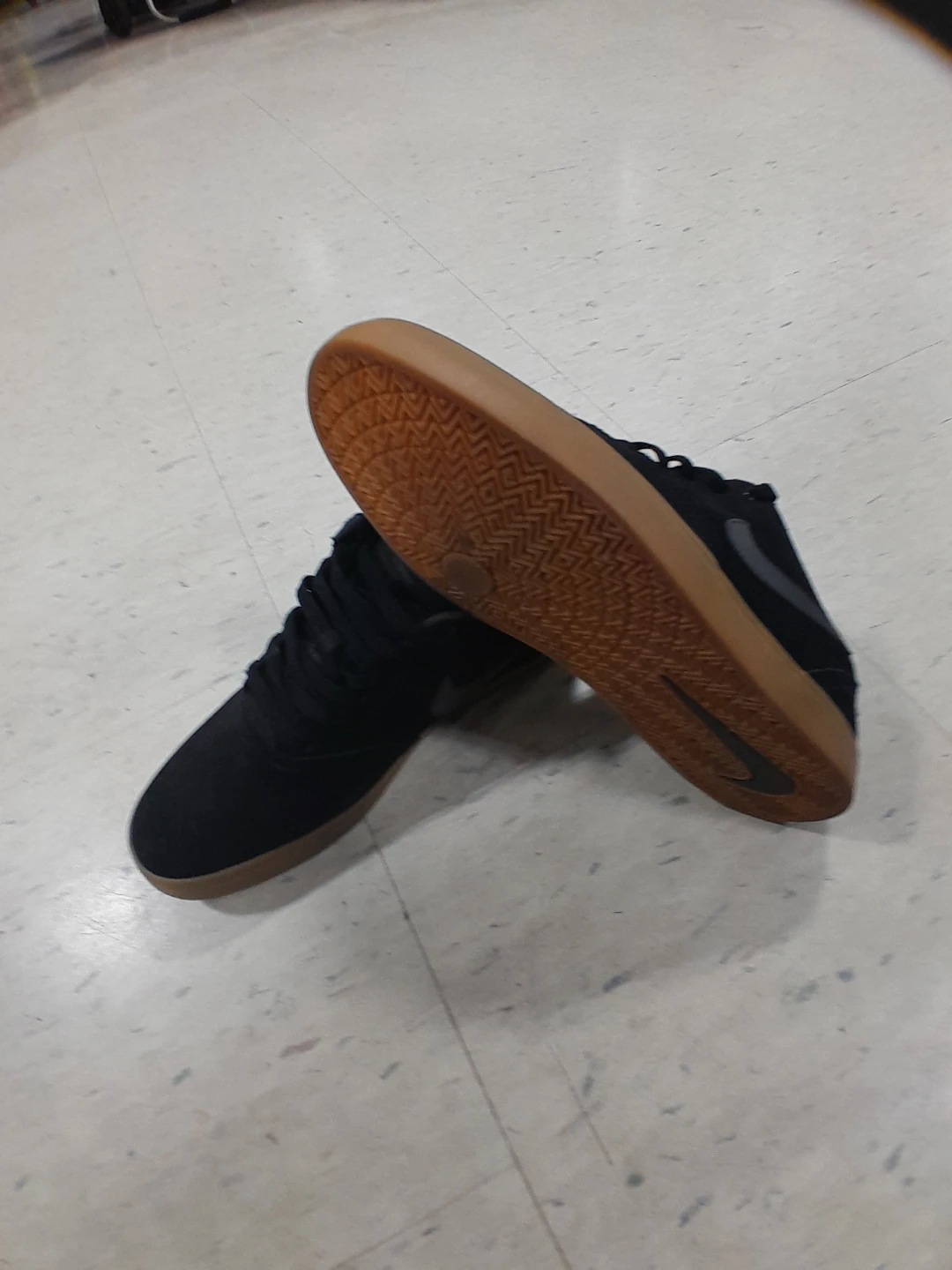 Nike SB Skate Shoes - Black/Gum - Size 11.5 - photo 3