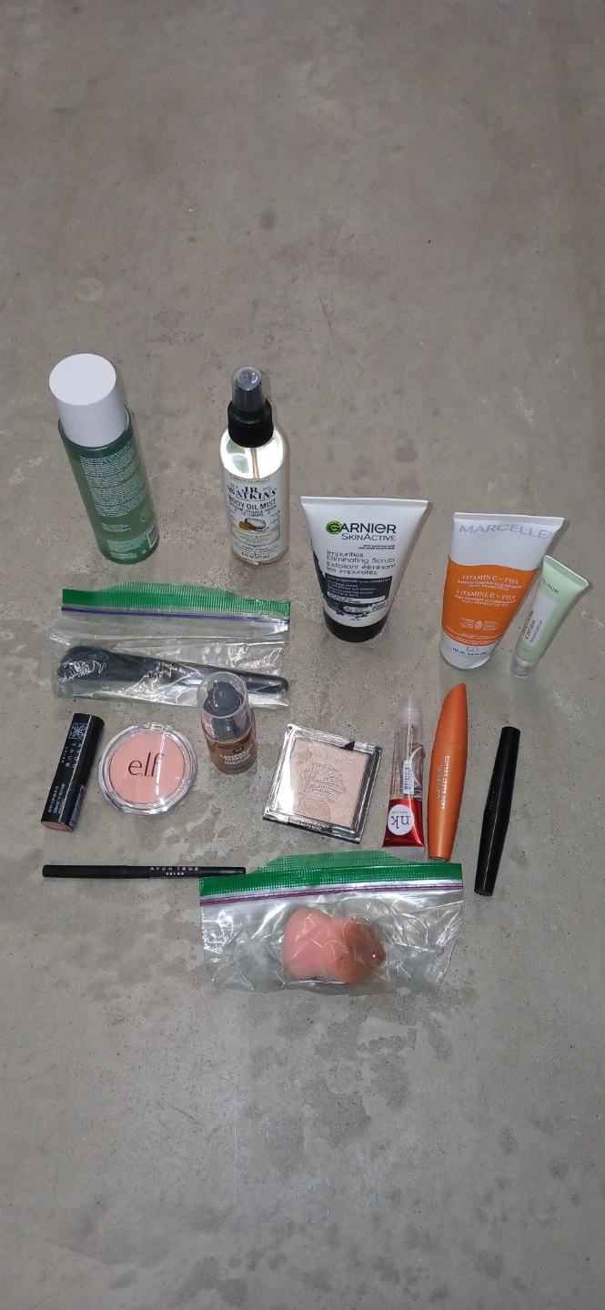 Makeup and skin care products for sale/ please read description - photo 2