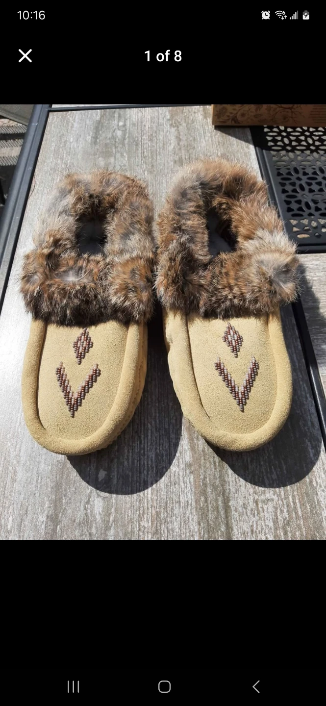 Manitobah Mukluks Suede Slippers - photo 5
