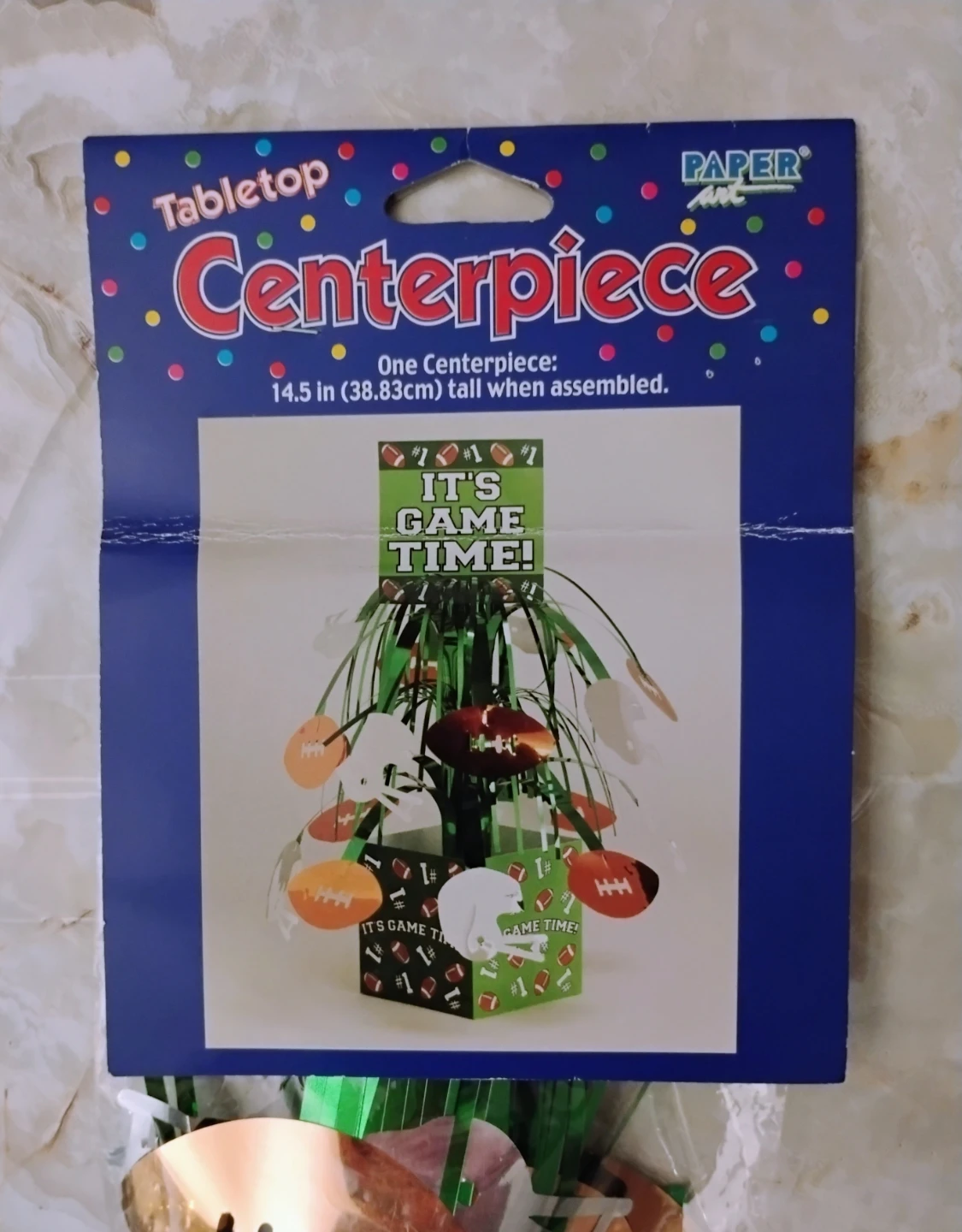 FOOTBALL-THEMED PARTY DECORATIONS - photo 4