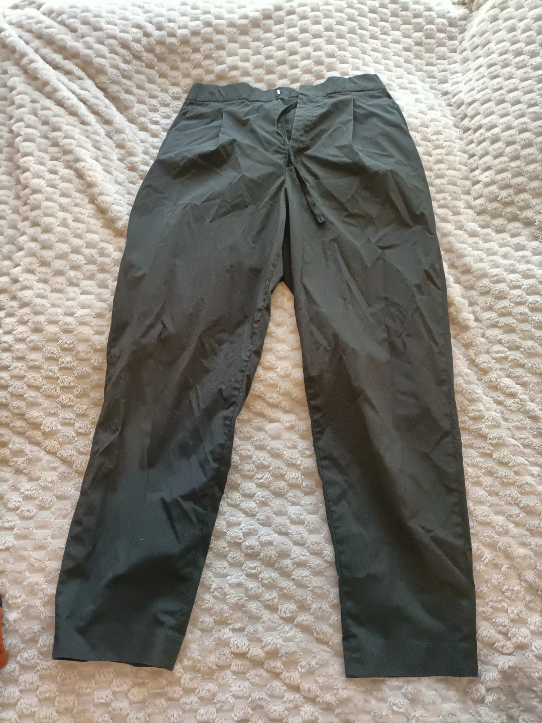 Uniqlo Black Drawstring Trousers - photo 2