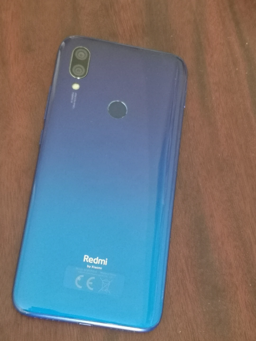 Redmi 7 smartphone - photo 2