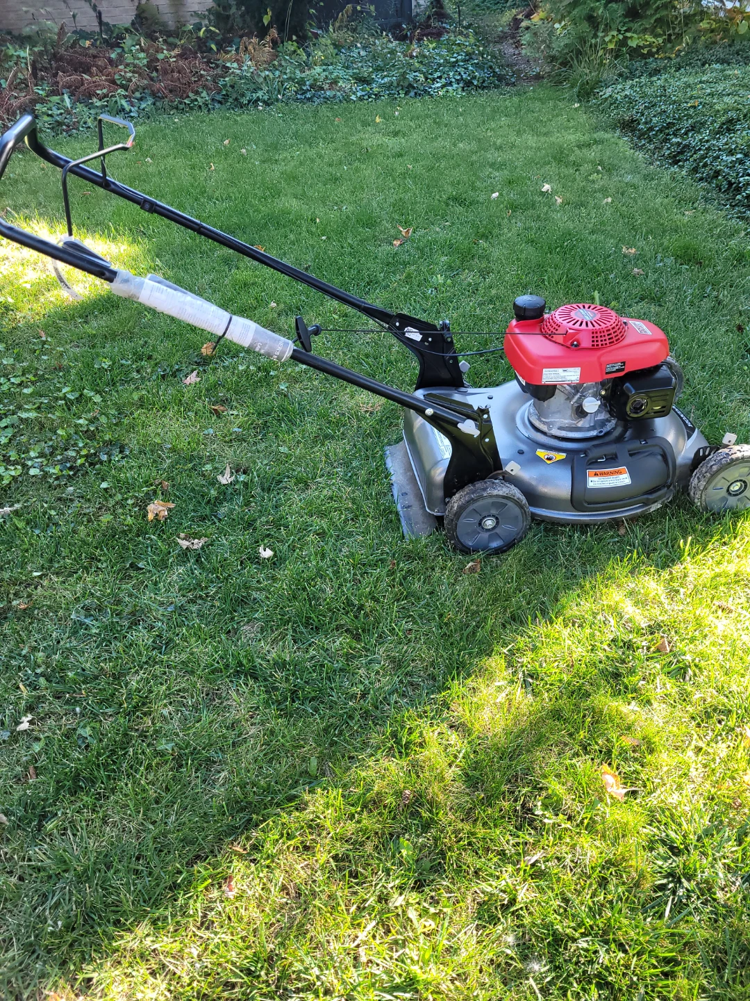 Honda HRS 216 Lawn Mower - photo 3