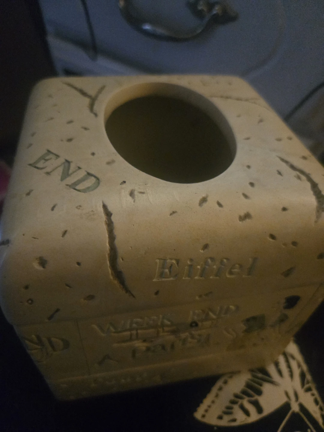 Weekend A Paris Themed Tissue Box Holder - photo 2