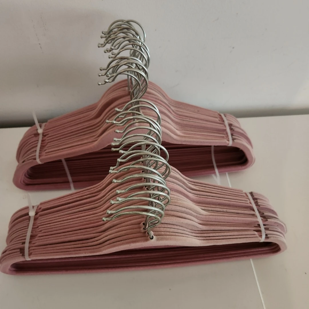 Velvet hangers (43 hangers) - photo 2