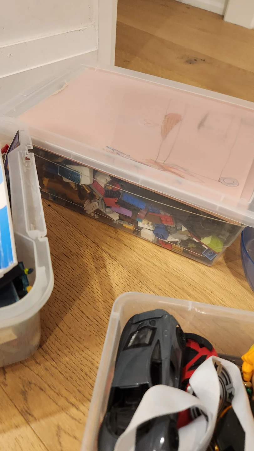 Assorted Toys, Kre-O Transformers, and Bunch O Balloons - photo 4