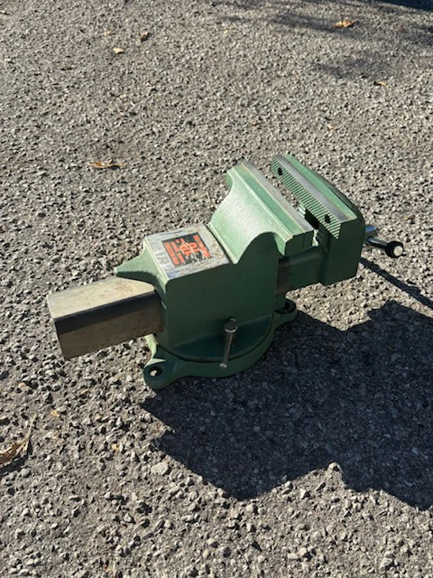 General International Bench Vise - photo 5