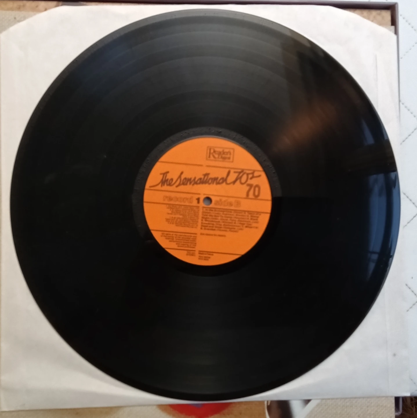 The Sensational 70s Vinyl Record Box Set - photo 3