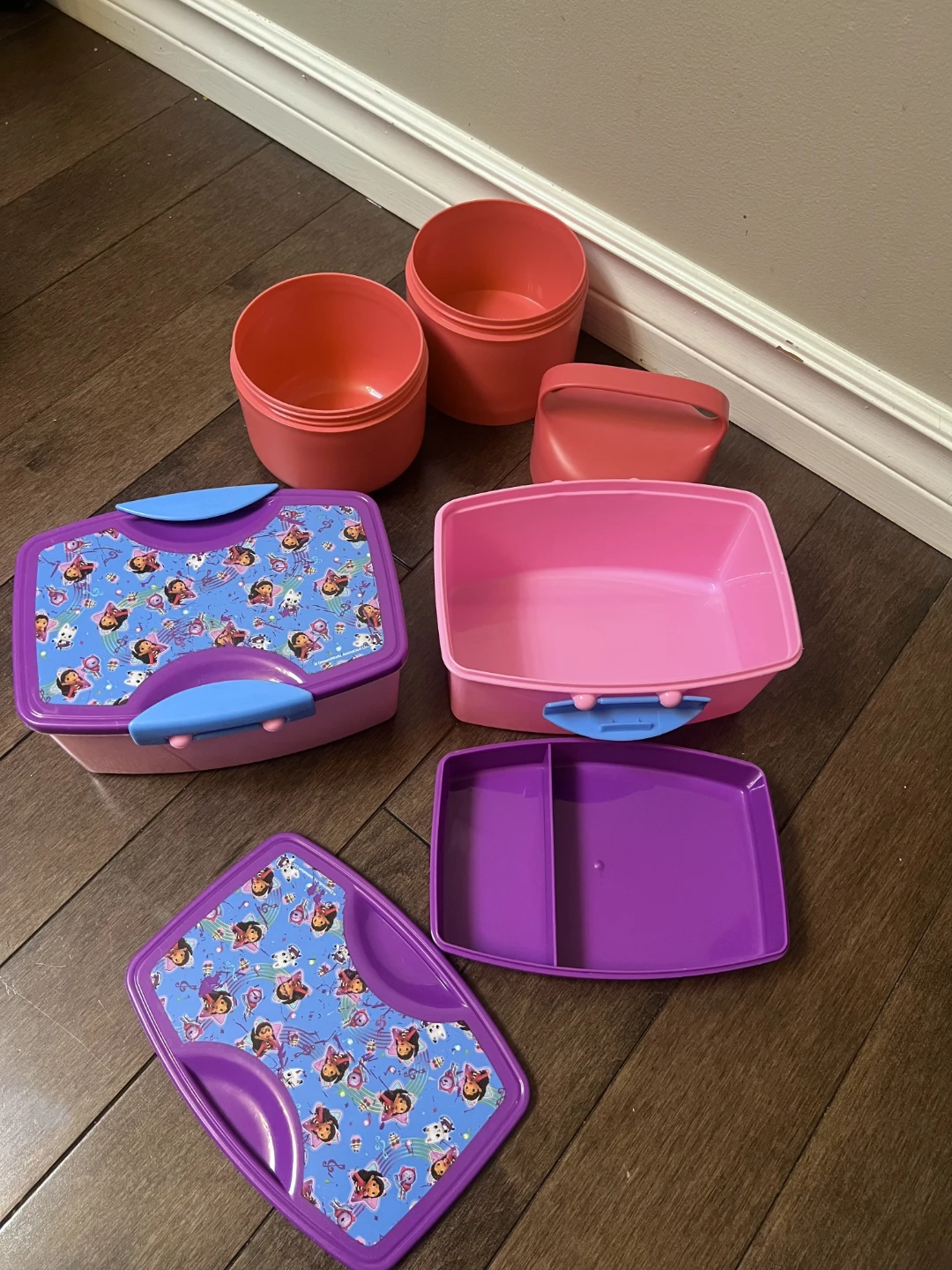 Gabby's Dollhouse Lunch Box and Stackable Container Set - photo 2
