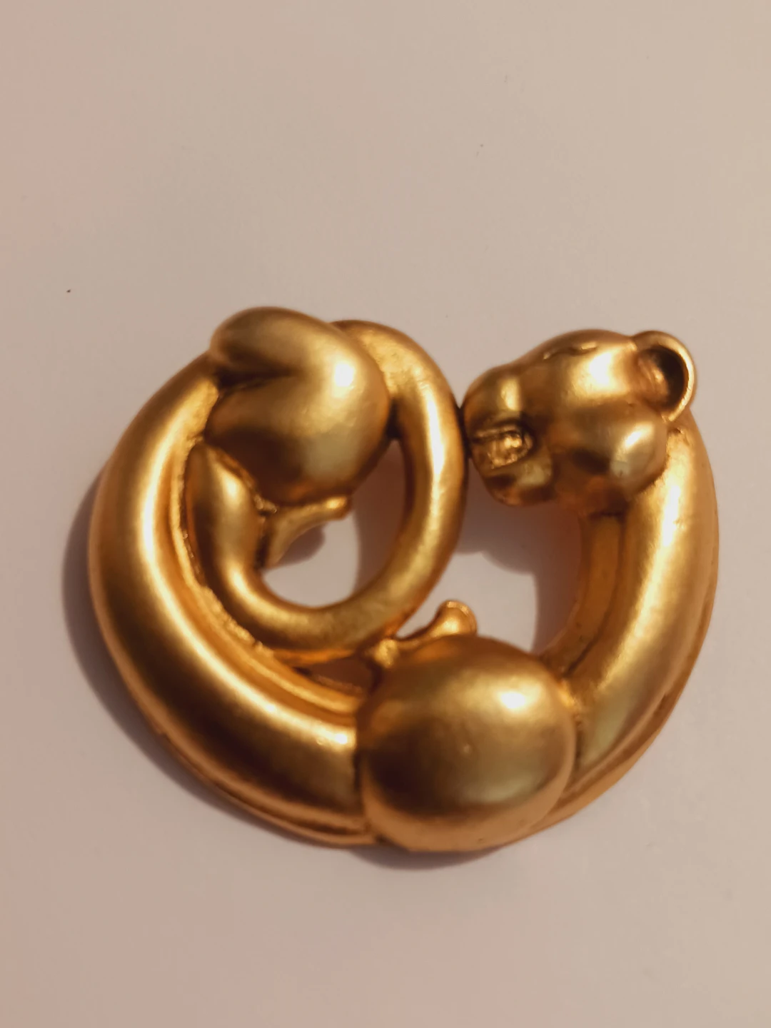 24K GOLD PLATED SCYTHIAN PANTHER BROOCH - photo 3