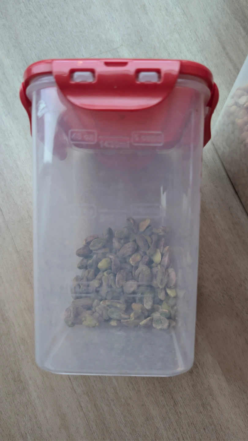Betty Crocker Storage Containers (14 piece set) - photo 5
