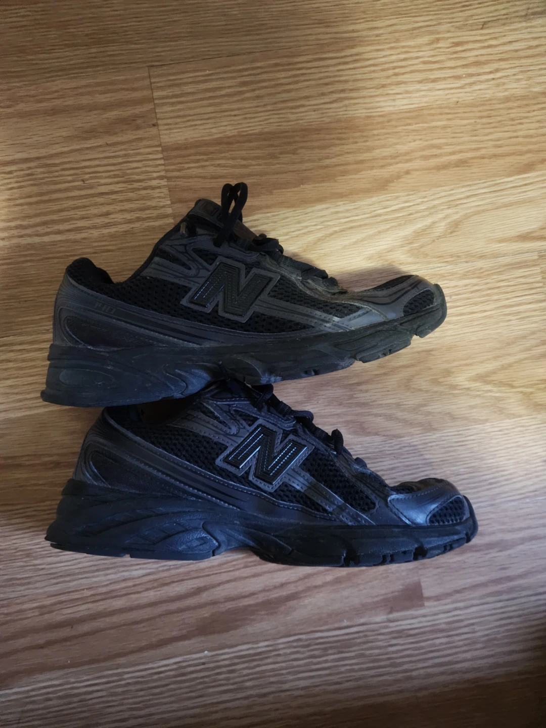 (REAL )New Balance 710 Running Shoes