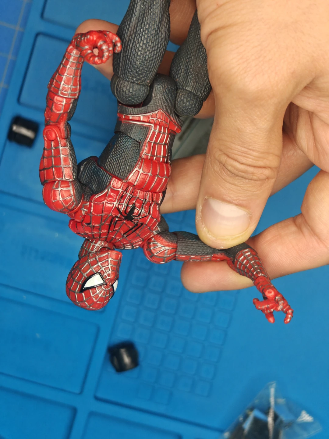 Vintage Spiderman 2 ToyBiz Super Poseable Action Figure - photo 2