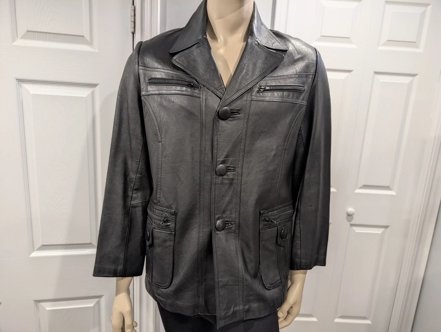 VGUC - Men's Black Leather Retro Style Jacket Size S