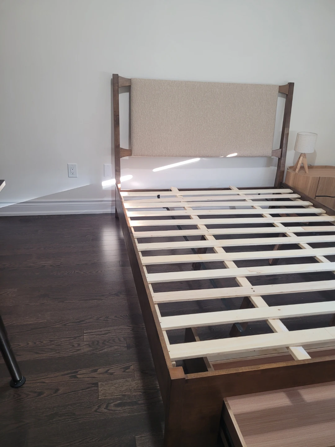 Mid-Century Modern Bed Frame - photo 2