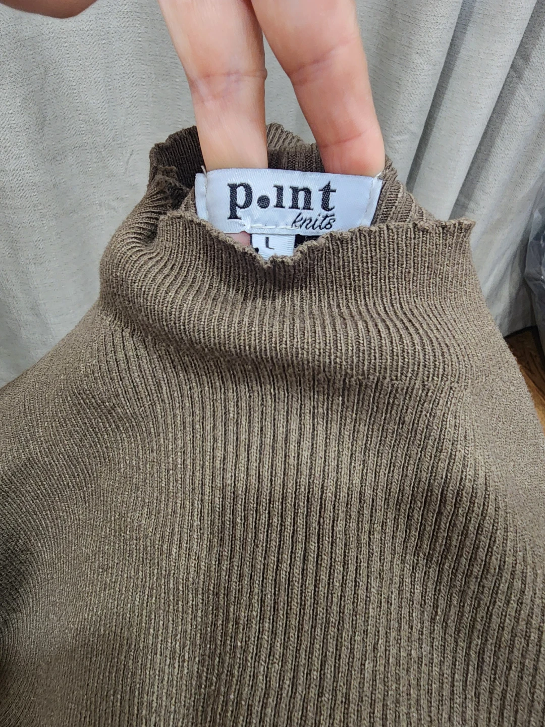 Point Knits Mock Neck Ribbed Sweater Brown