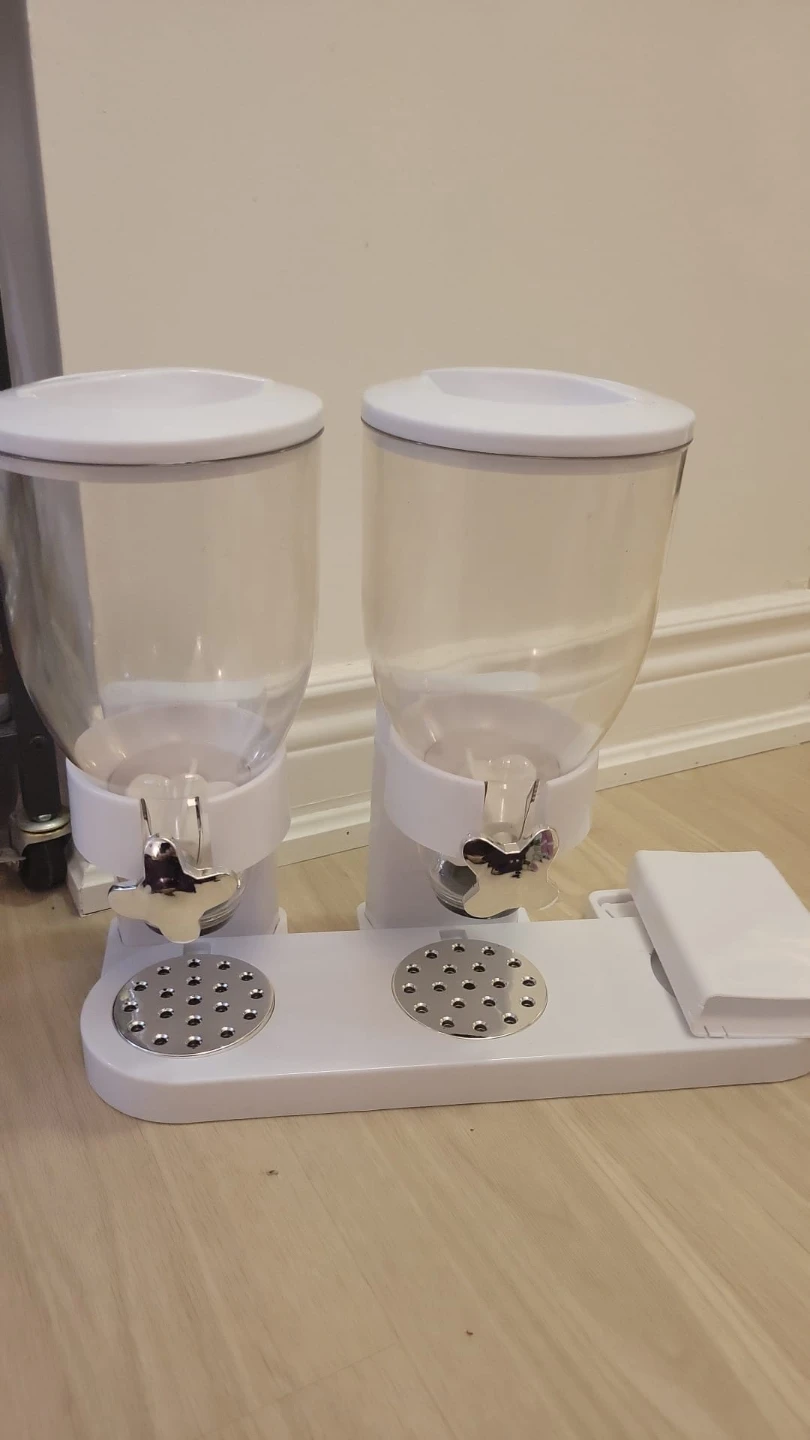 Dry Food Cereal Dispenser - photo 3