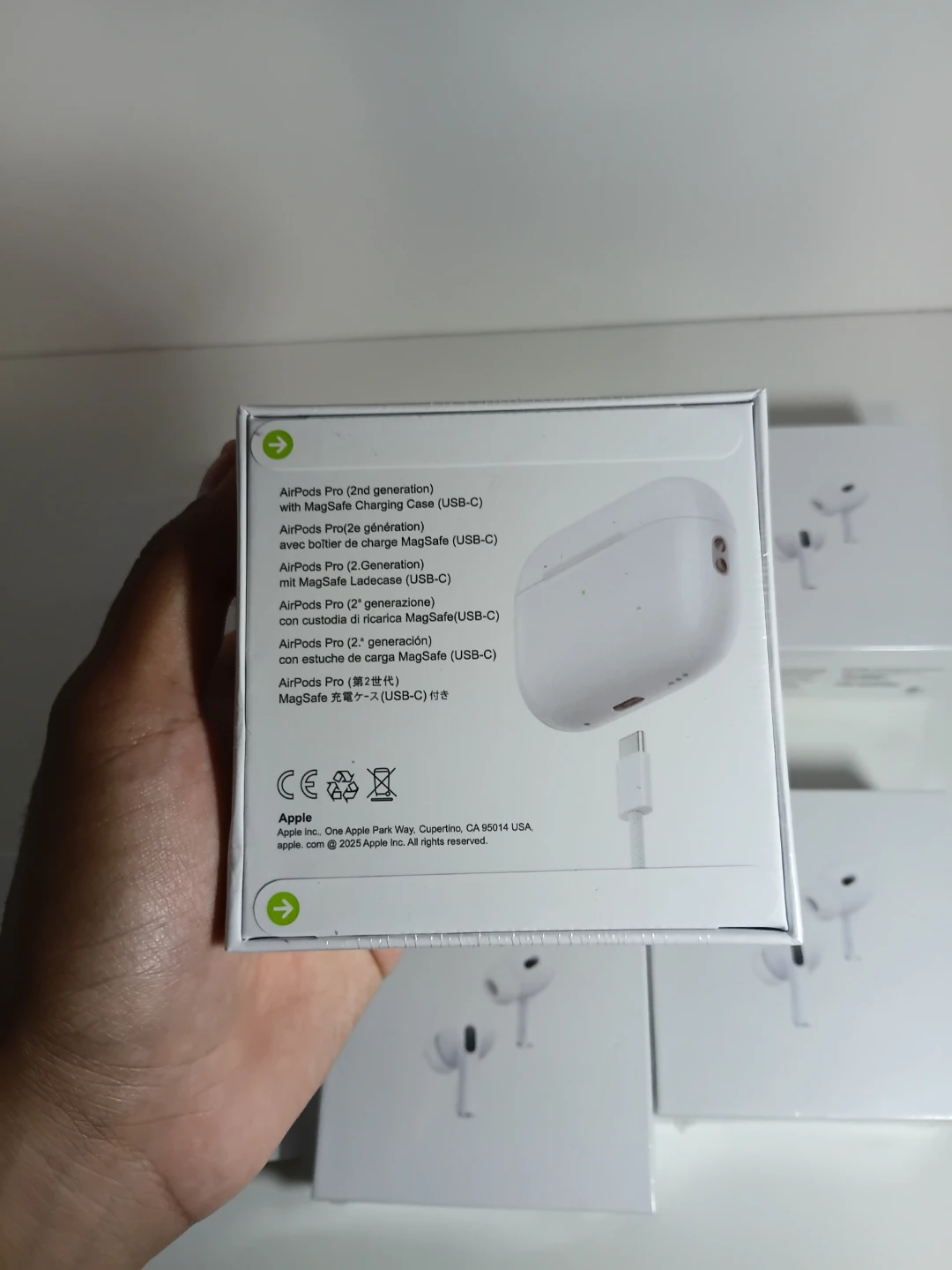 Apple AirPods Pro 2nd Generation with USB-C Case - photo 2
