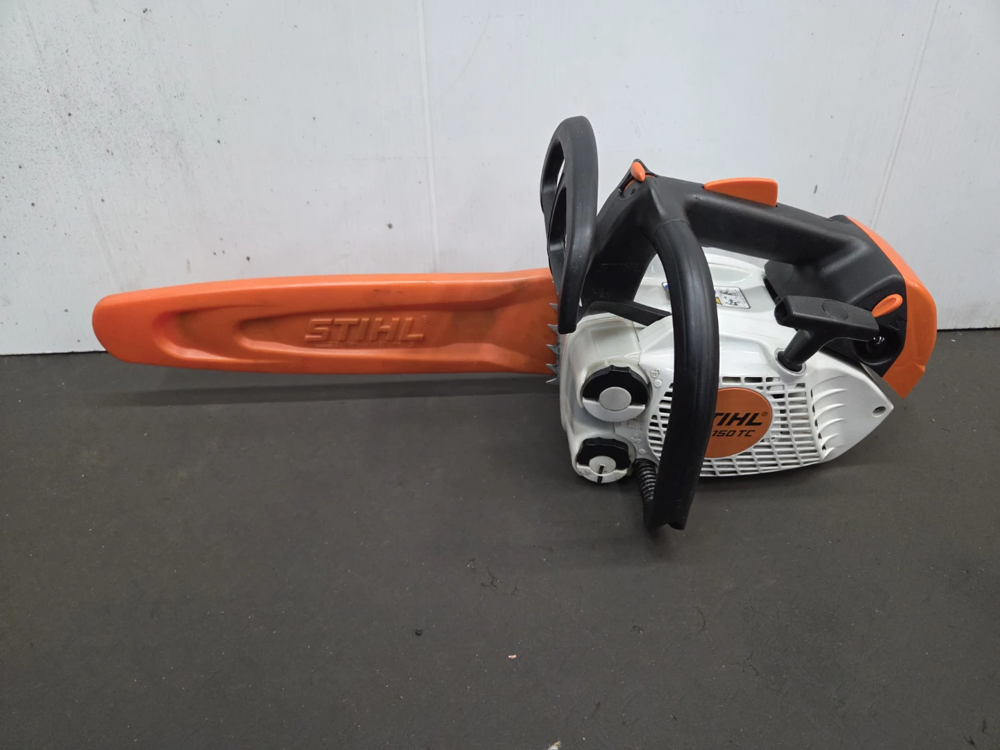 (Like New) Stihl top handle chainsaw - photo 4