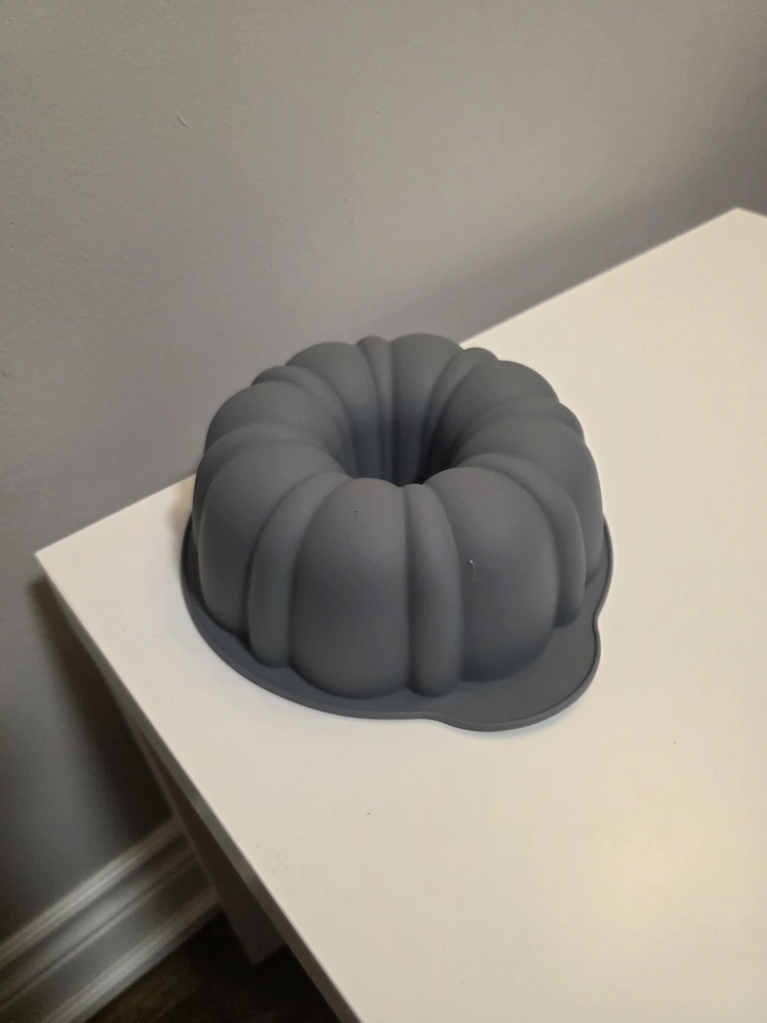 Silicone Bundt Cake Pan