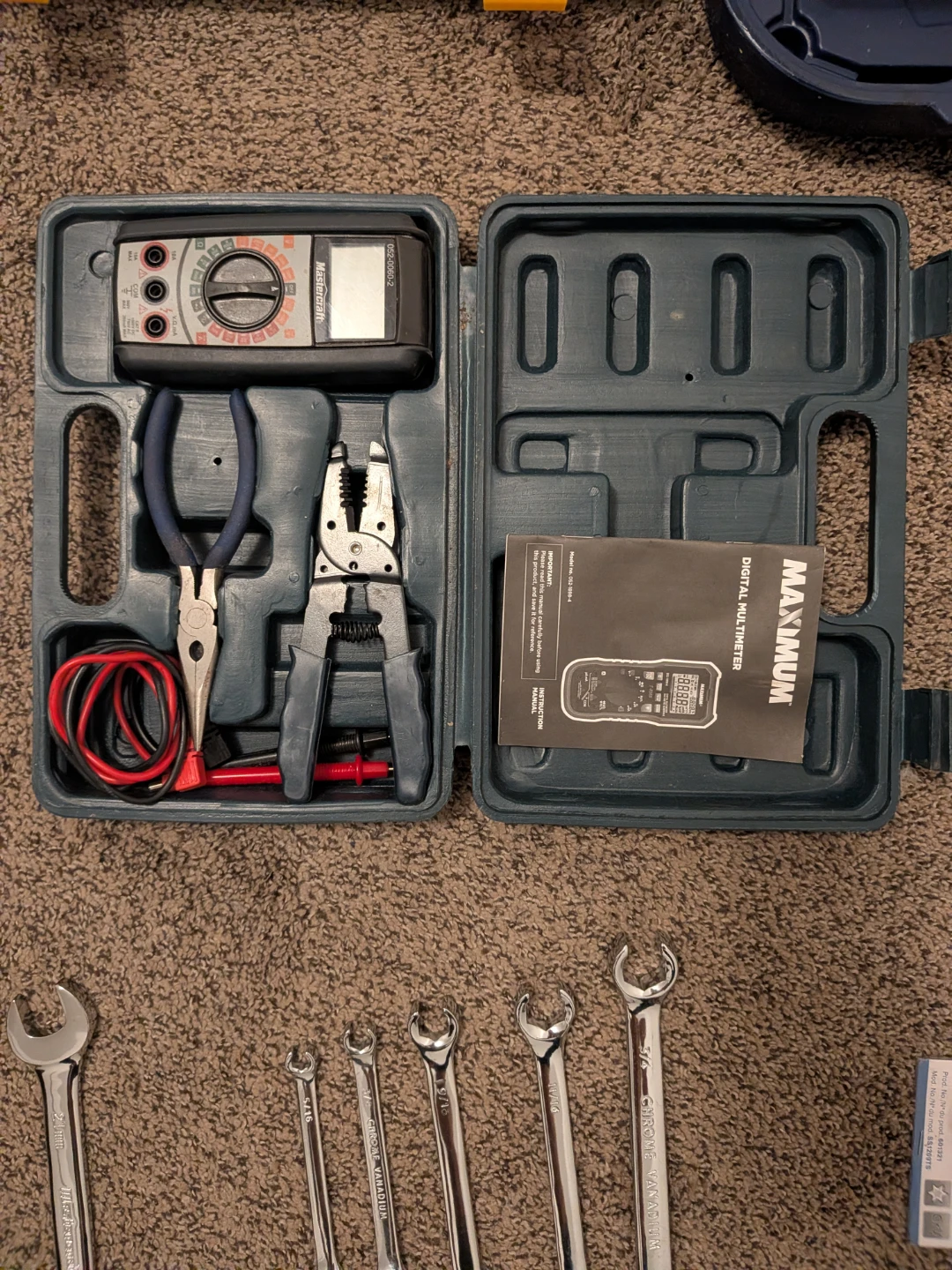 Mastercraft Digital Multimeter with Case