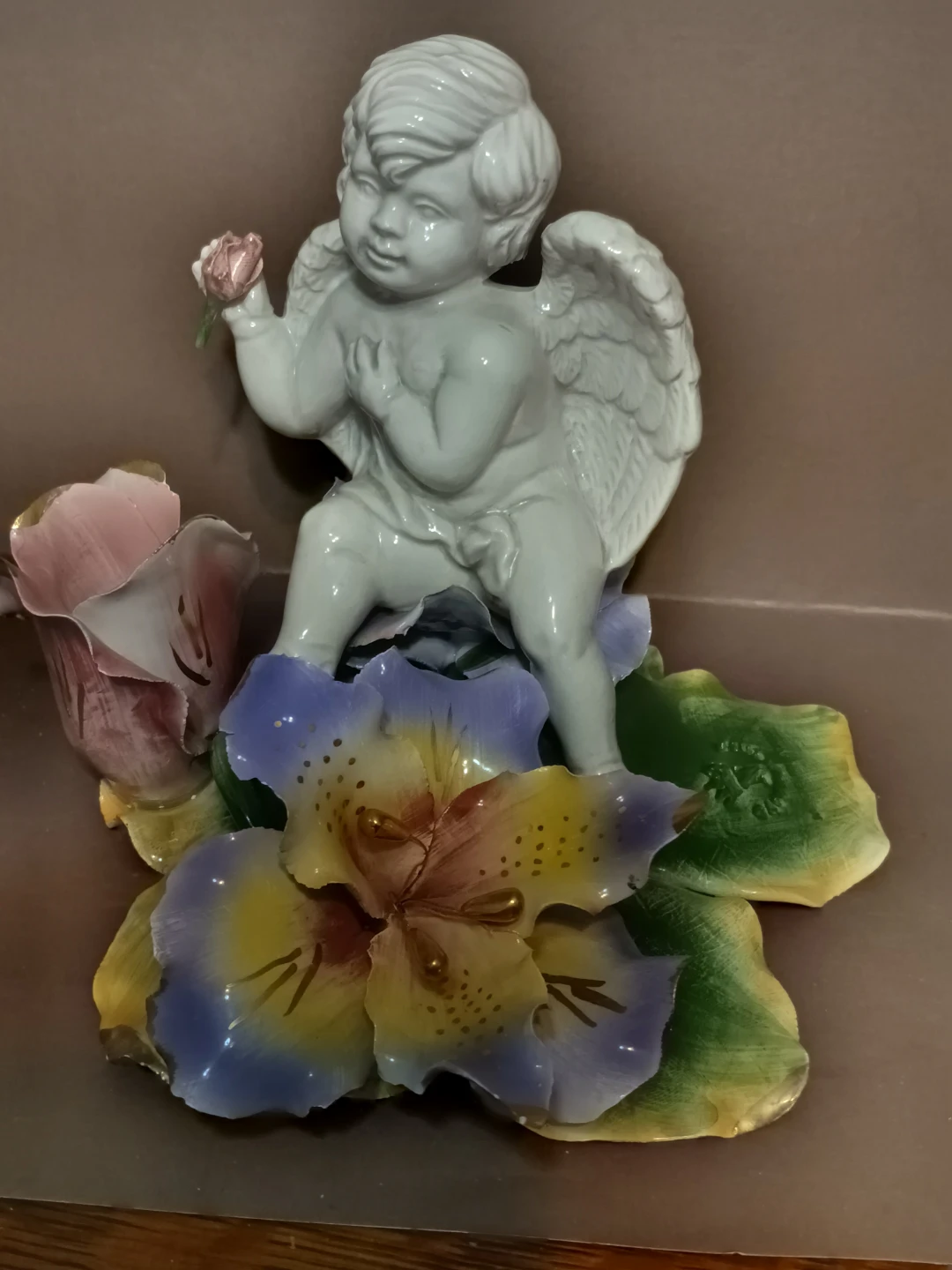 Capodimonte Porcelain Cherub Figurine - photo 2