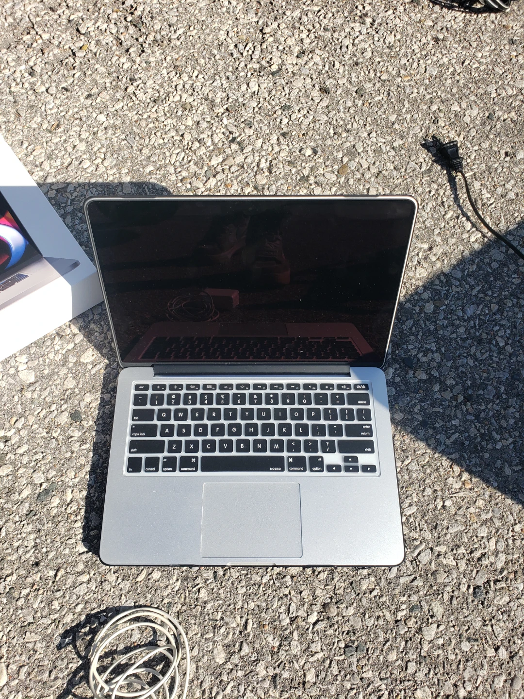 Apple MacBook Pro 16-inch (A2141) - photo 2