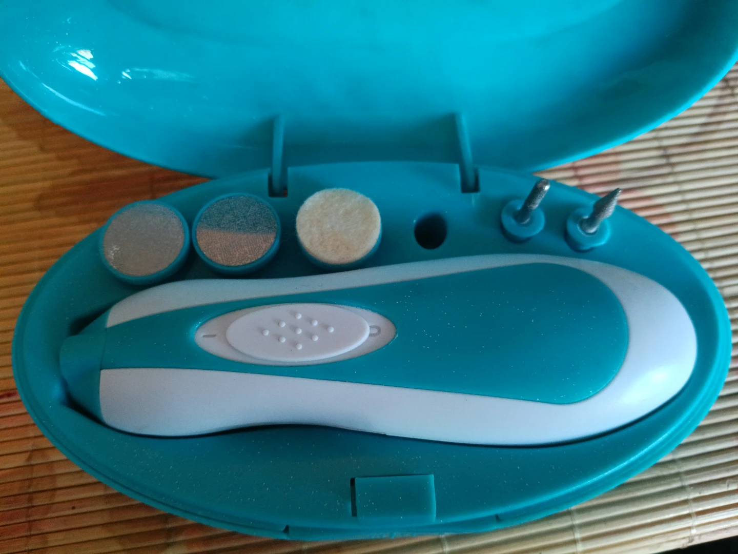Revive Beauty Manicure Kit