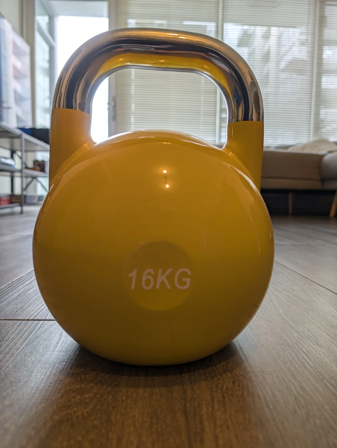 Competition Kettlebells 8kg and 16kg - photo 2
