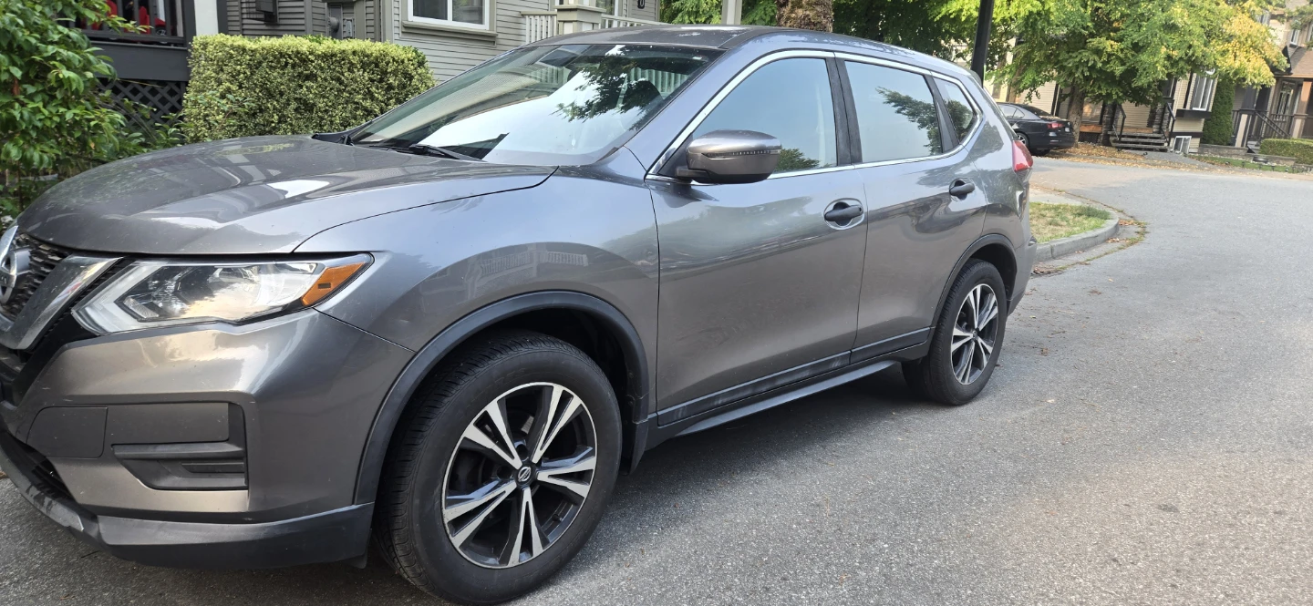 Nissan Rogue AWD - photo 2