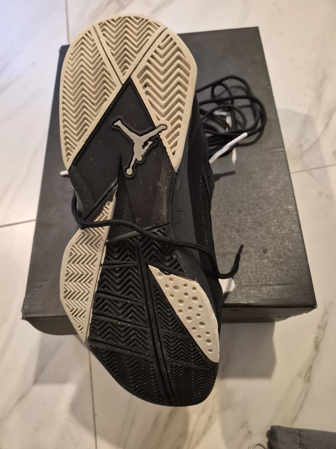 Air Jordan 7 Black and Gold Sneakers - photo 3