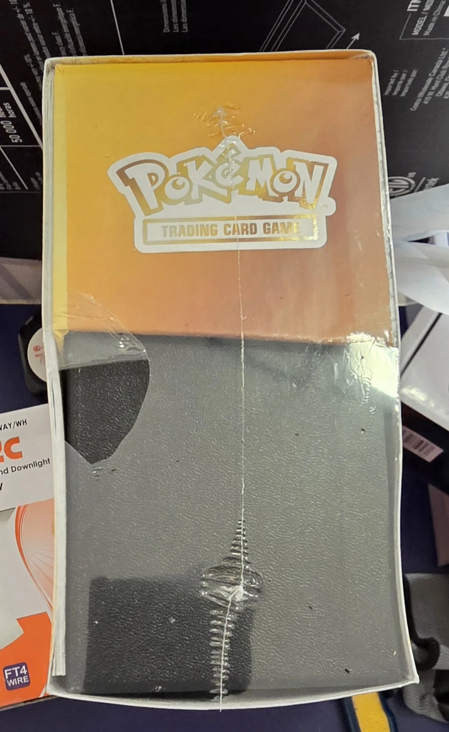 Pokemon 30th ETB - READ - photo 3