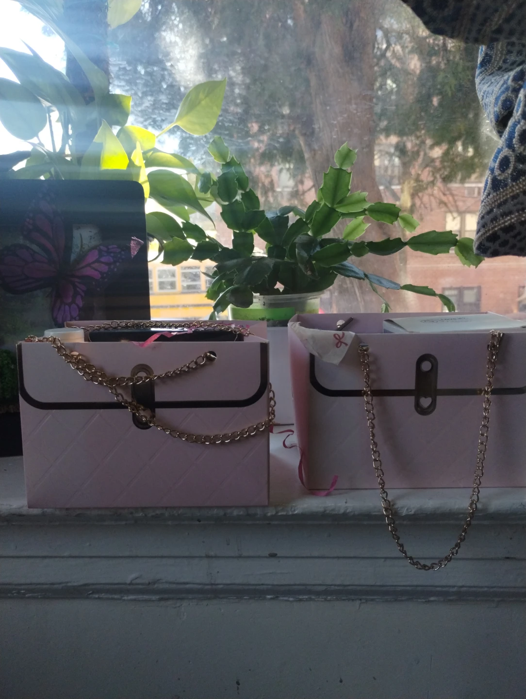 Luxurious soap gift bag . pink widow - photo 4