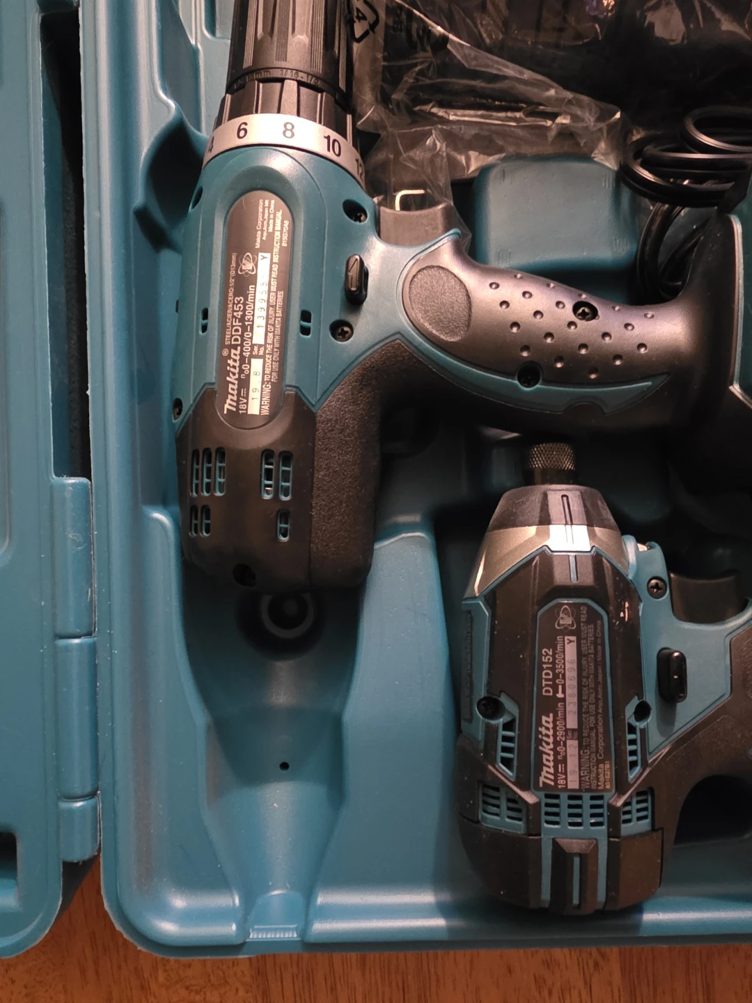 Makita Drill and Driver Tool Set - photo 3