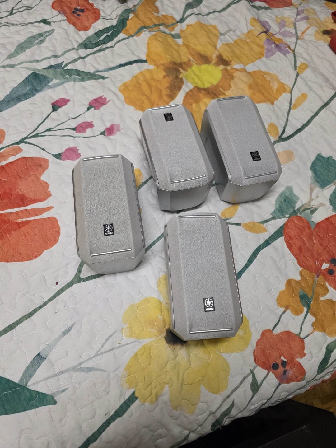 Set of 4 Yamaha AP1500S Speakers - photo 2