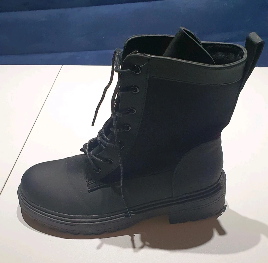 Black lace-up combat boots, Size 10 (90) - photo 5
