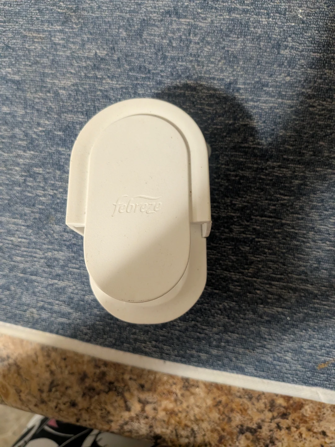 Febreze Plug-In Scented Oil Warmer device pick up in St Albert