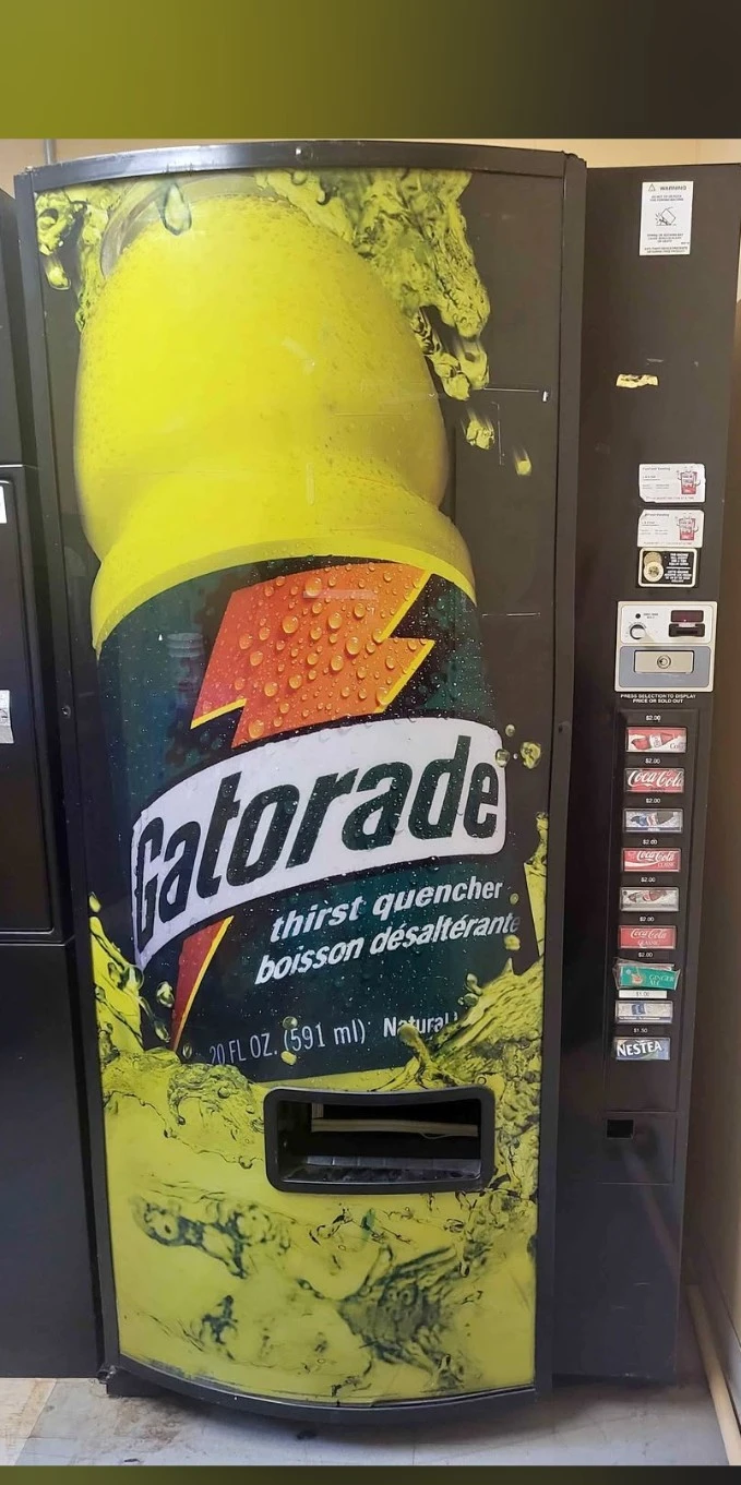 Gatorade Vending Machine - photo 2