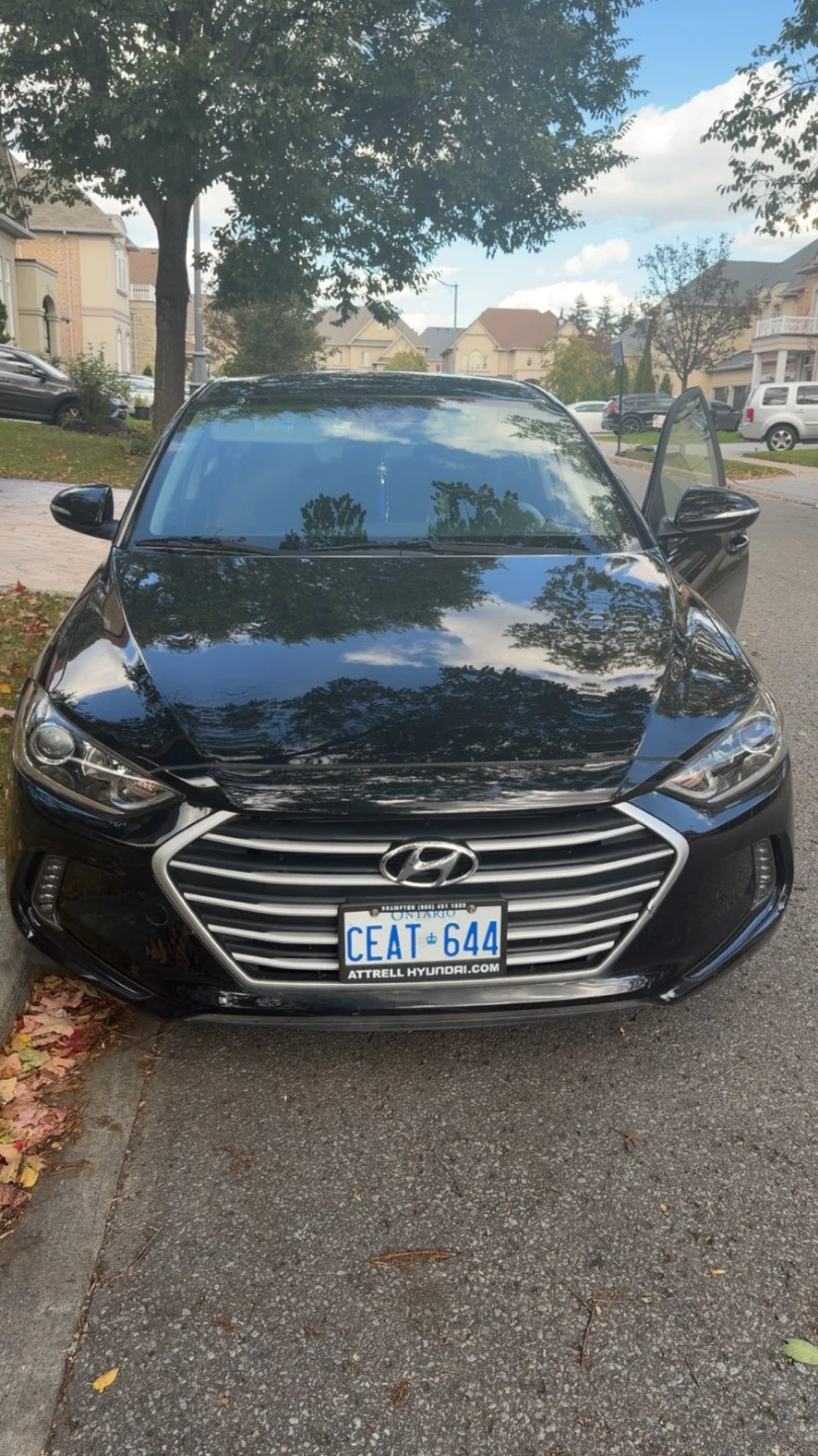 2019 Hyundai elentra preffered black low miles - photo 5