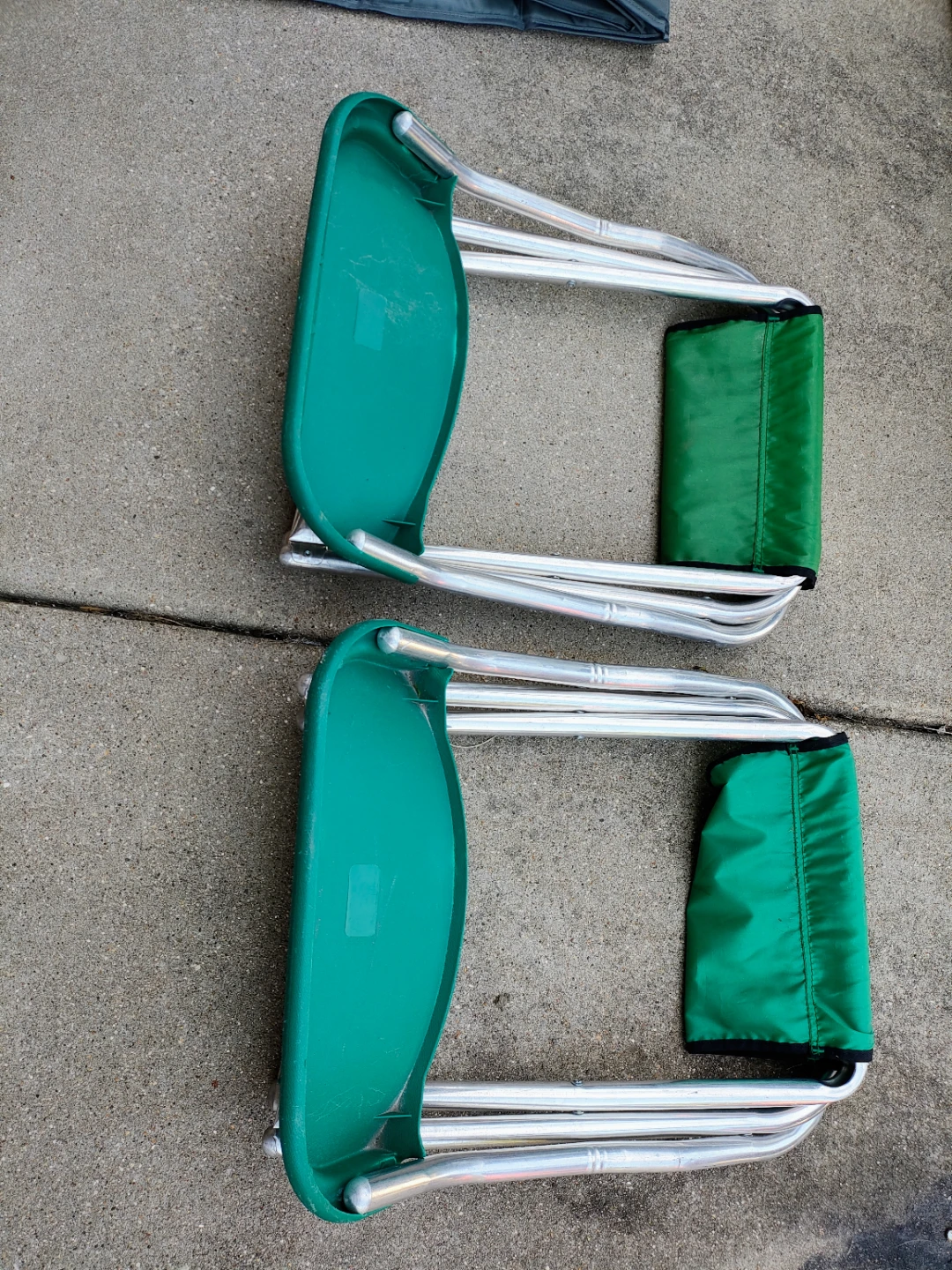 Vintage Aluminum Folding Hunting Chairs (Set of 2) - photo 4